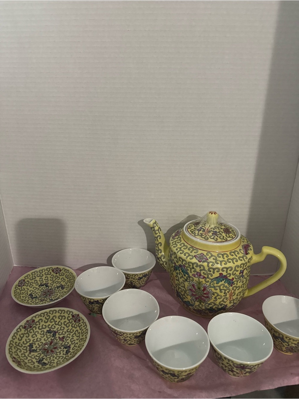 Tea Set - Picture 2 of 6